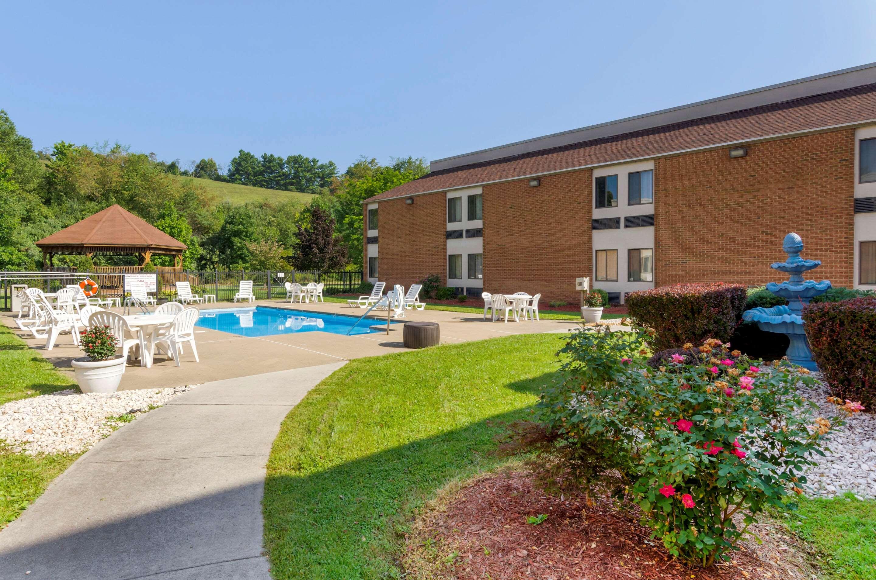 Comfort Inn Bluefield Esterno foto